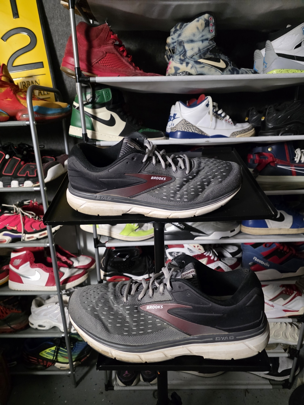 🔥 Brooks Dyad 11 Men’s Size 13 Gray and Maroon Running Shoes - Neutral Trainer